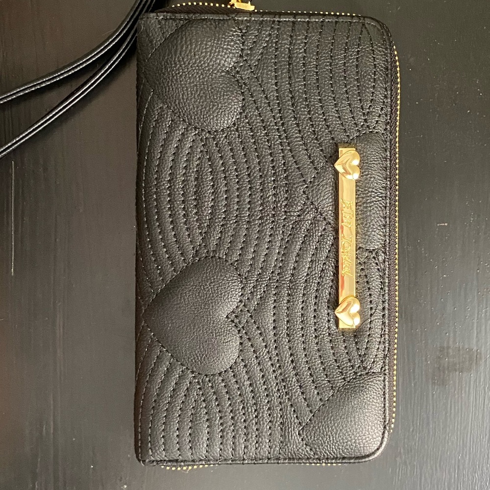 Betsy Johnson black wristlet